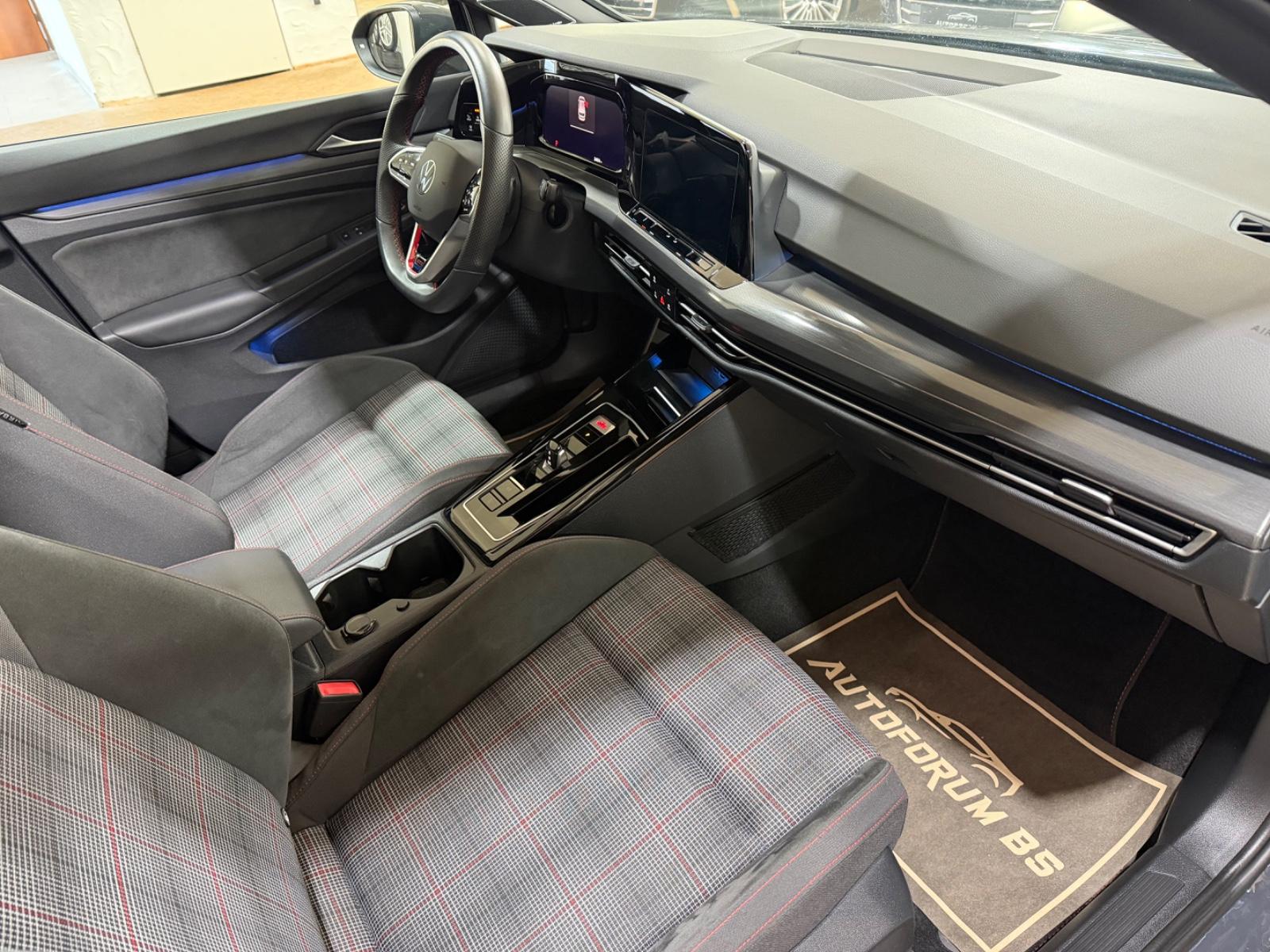 Volkswagen Golf VIII Lim. GTI 2.0TSI DSG/SOUND/PANO/ACC, миниатюра 12