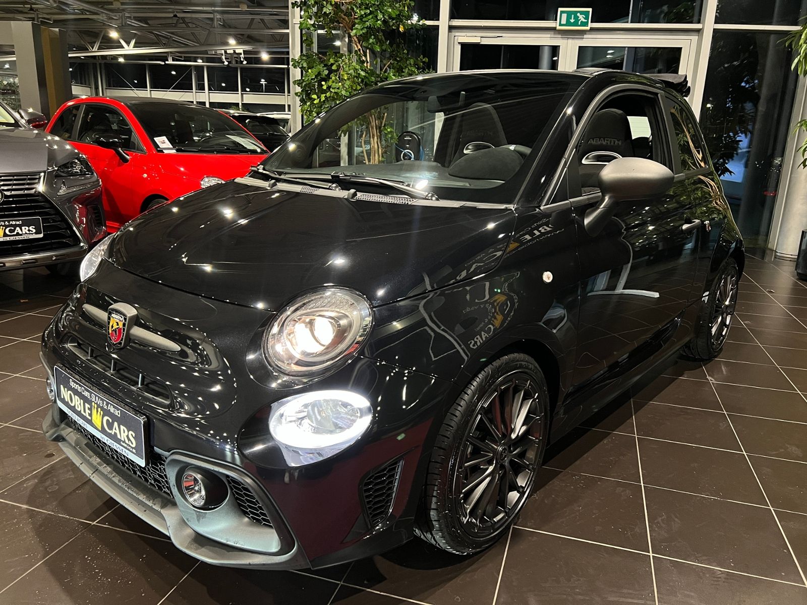 Fahrzeugabbildung Abarth 595C T-Jet NAV DAB PDC ALU