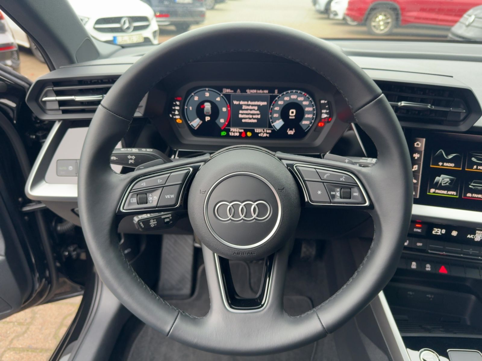 Fahrzeugabbildung Audi A3 Sportback 30 2.0 TDI S line Alu LED AHK ACC S