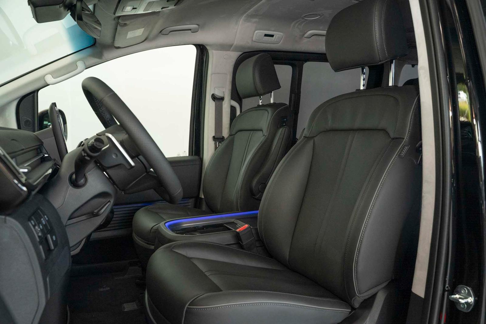 Hyundai Staria SIGNATURE HEV 1.6 T-GDI 165KW (224PS), миниатюра 6