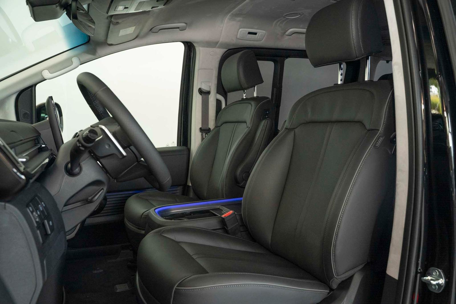 Hyundai STARIA - Bild 8