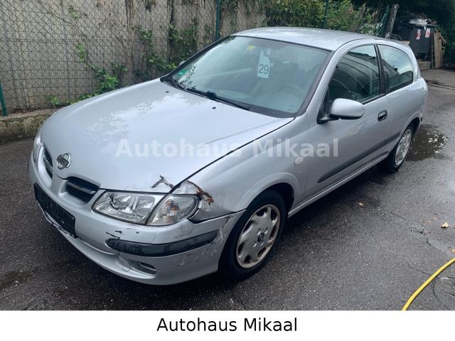 Nissan Almera Visia