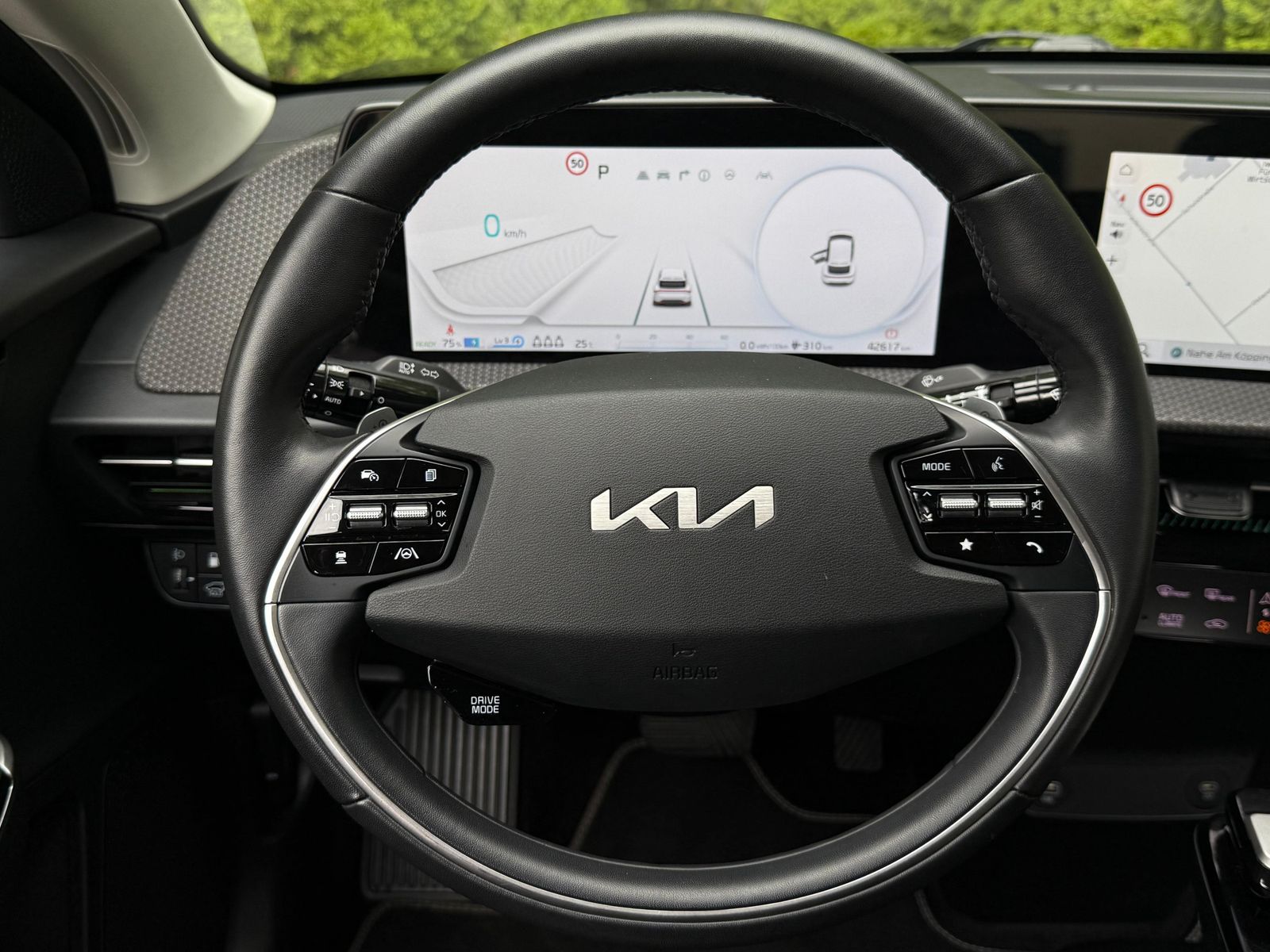 Fahrzeugabbildung Kia EV6 77,4 kWh 2WD WÄPU+CCS+NAV+KAM+AMBI+LEDER+SHZ