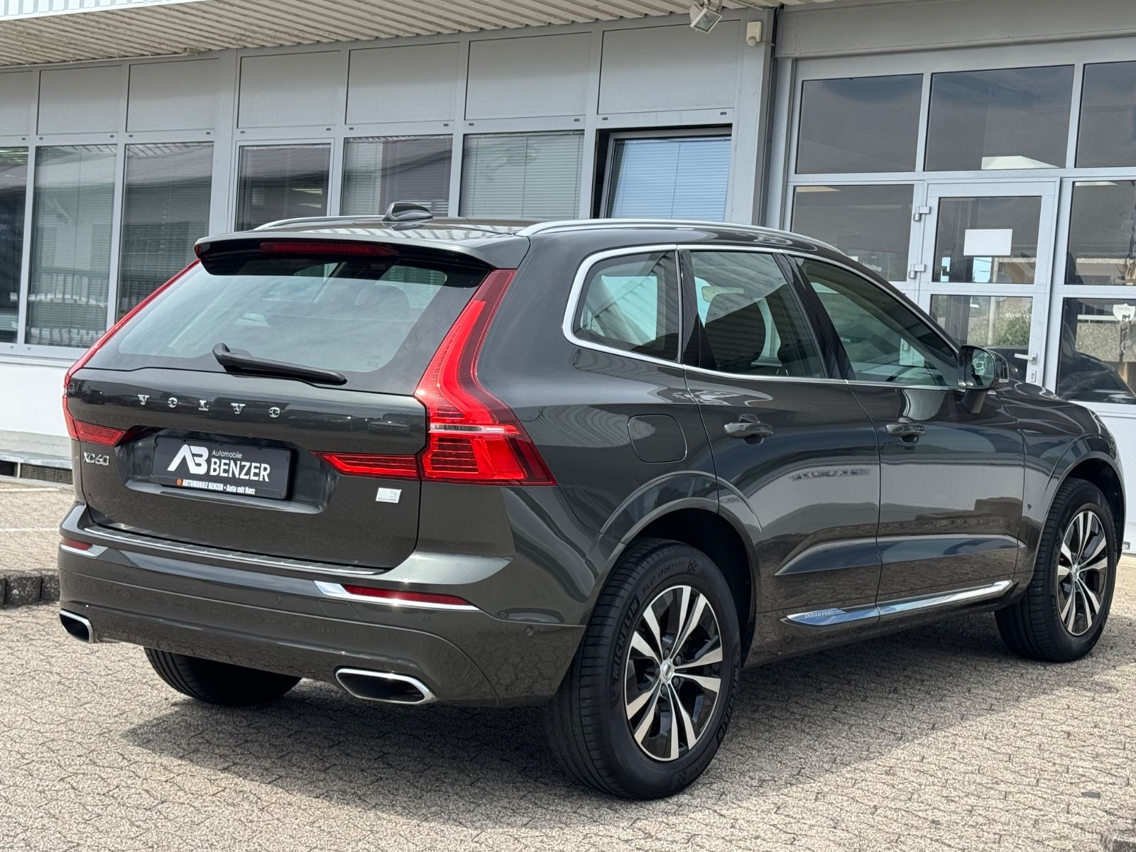 Fahrzeugabbildung Volvo XC60 Inscription Recharge/360°Cam/AHK/PANO/Navi/