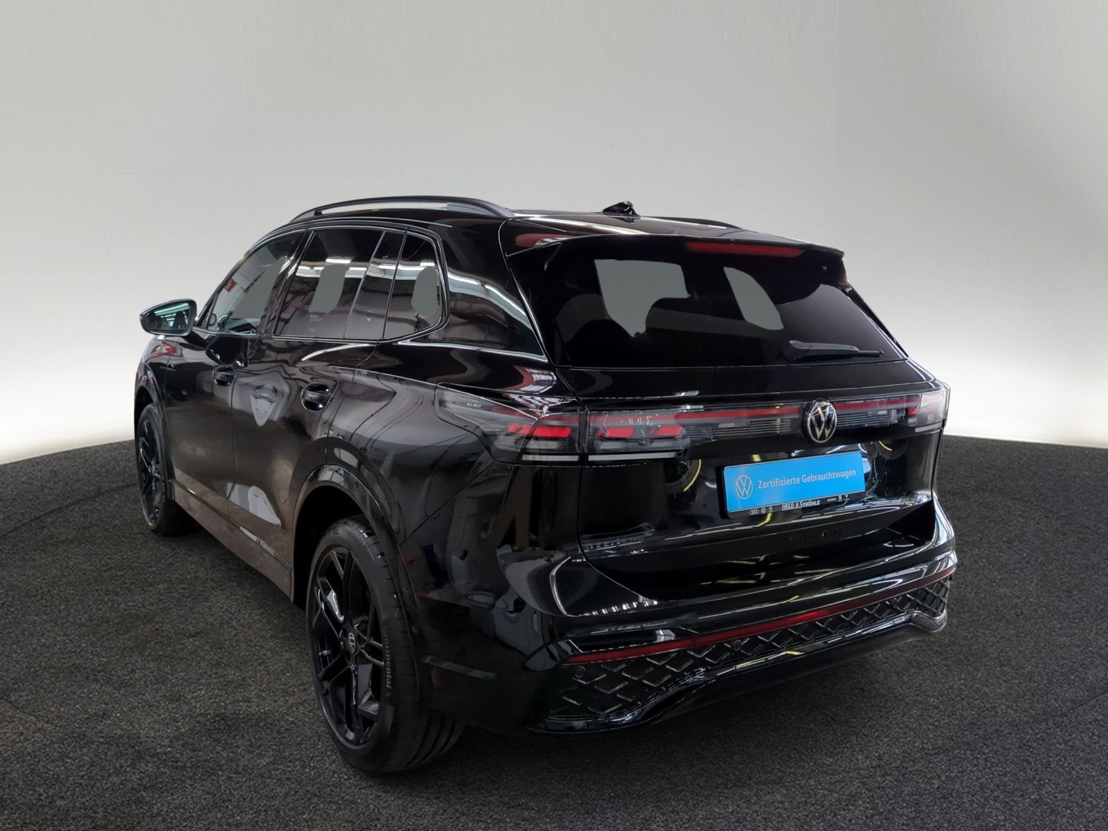 Volkswagen Tiguan R-Line Black 2.0 TSI 4M IQ.LED 360°K HuD foto 3