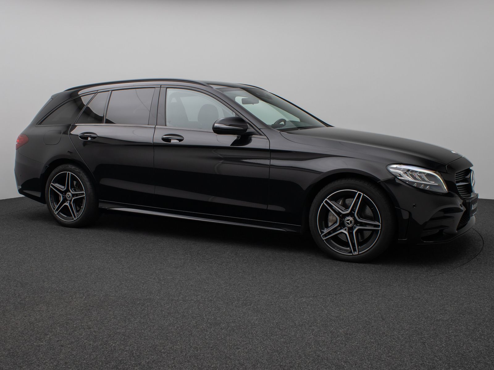 Fahrzeugabbildung Mercedes-Benz C 300d AMG Line 4Matic Kamera Burmester DAB