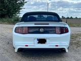 Ford Mustang V6 5 Liter - Ford Mustang: V