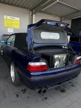 BMW e36 328i Cabrio BREIT TIEF - BMW 328 Cabrio E36 328i mit Benzin-Antrieb