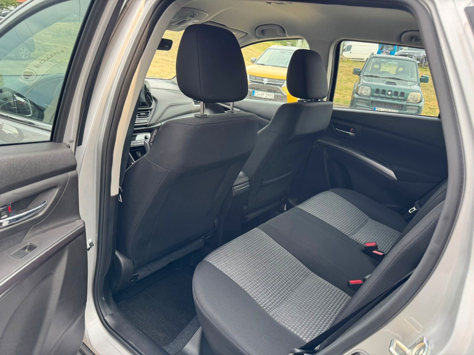 Suzuki (SX4) S-Cross - Bild 12