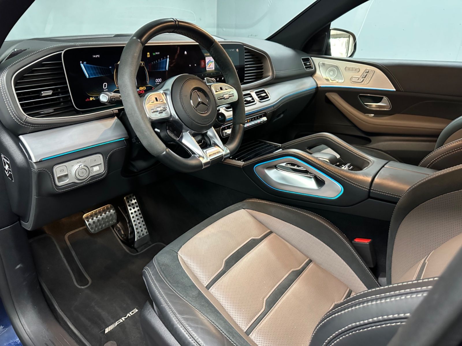 Fahrzeugabbildung Mercedes-Benz GLE 63 S 4MATIC+ *PANORAMA*NIGHT*VMAX*MULITBEAM*