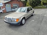 Mercedes-Benz 230 Limo, - Mercedes-Benz 230