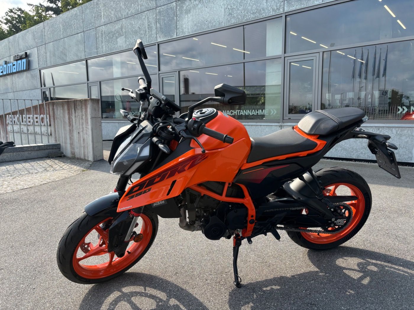 Fahrzeugabbildung KTM 390 Duke Modell 2025