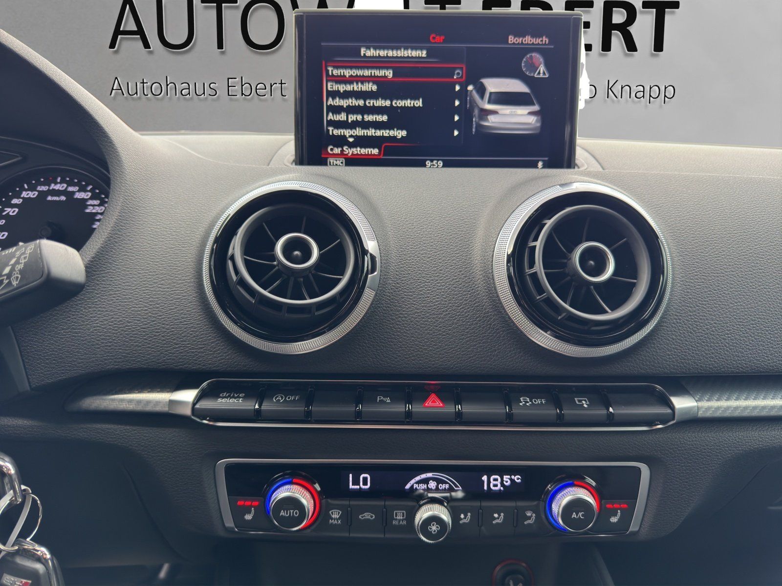 Fahrzeugabbildung Audi RS 3 Sportback 2.5 TFSI quattro/PANO/B&O/280KM/H