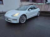 Tesla Model 3 Performance - Allradantrieb mit Dual... - Tesla Model 3: Performance