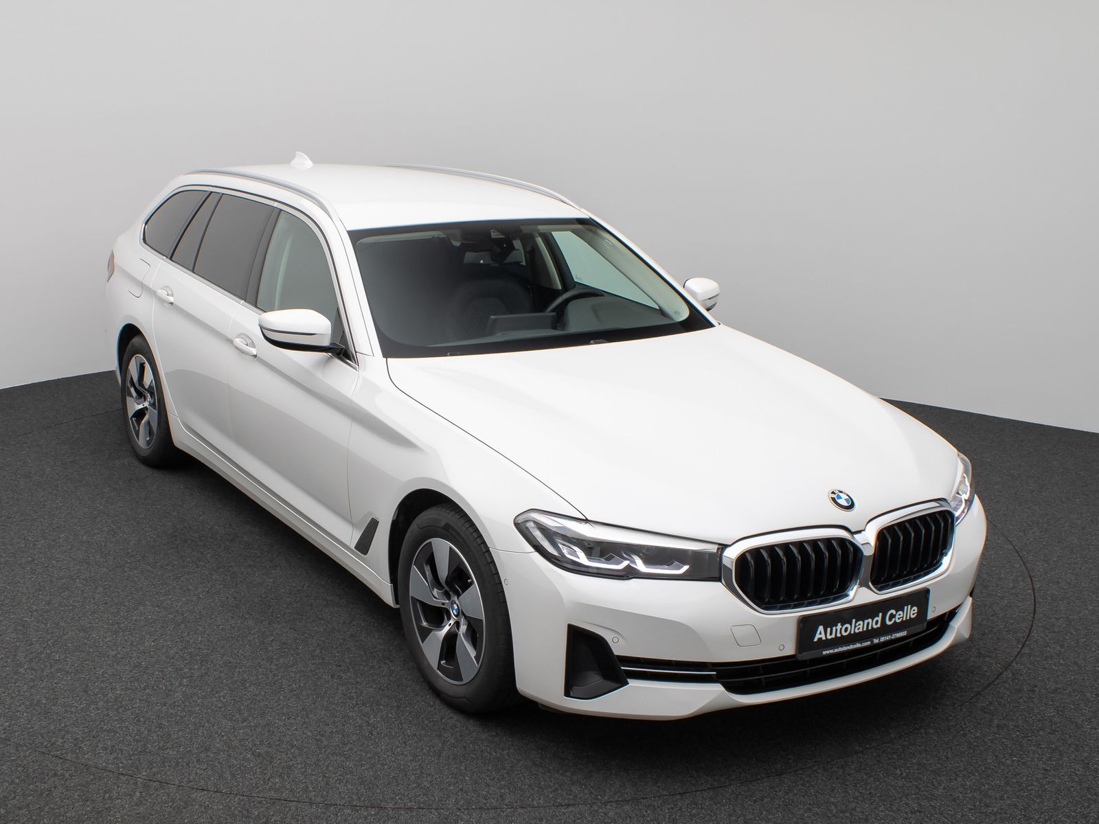 Fahrzeugabbildung BMW 520d Kamera DAB CockPitPlus Alarm Sport LED