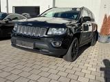 Jeep Compass Limited 4x4 - Jeep Compass: Schwarz