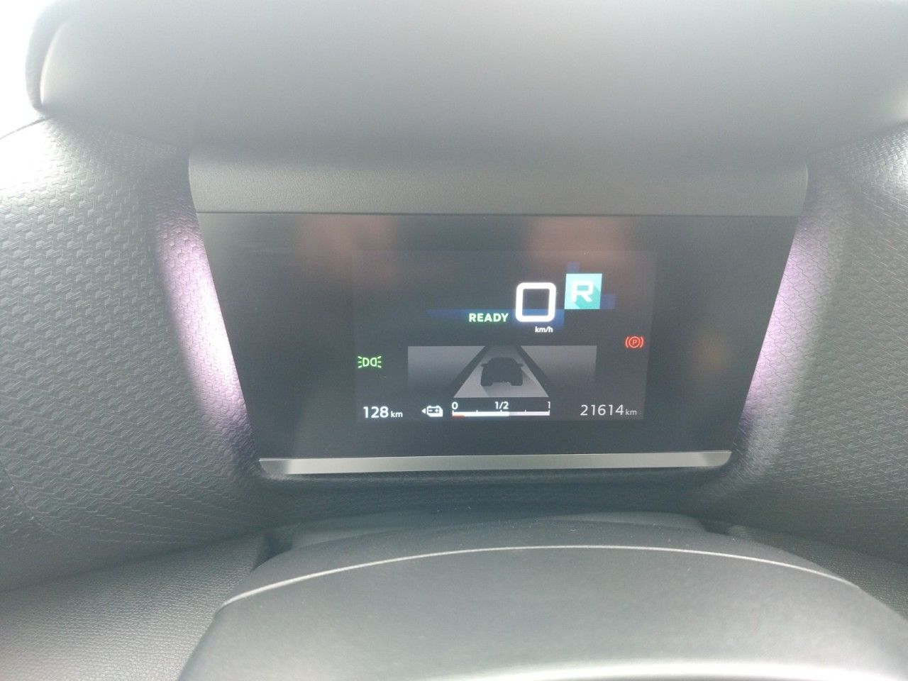 Fahrzeugabbildung Citroën ë-C4 Lim. Feel Pack 136 PS