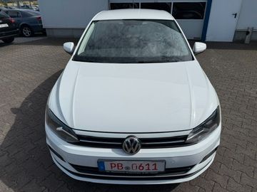 Volkswagen Polo - 2