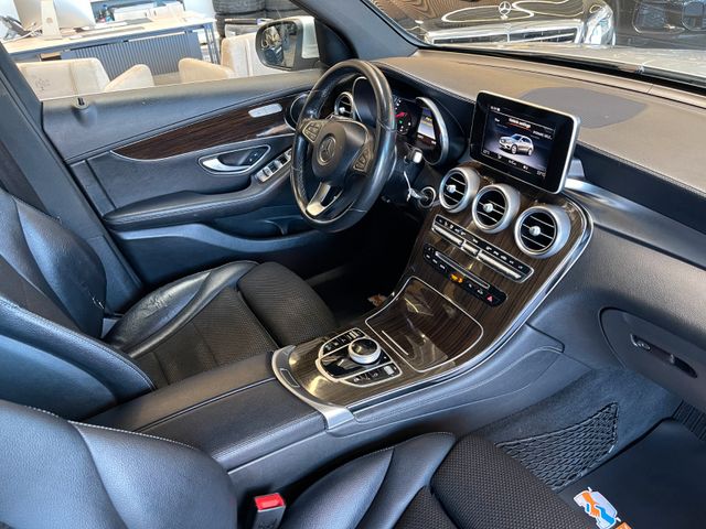 Mercedes-Benz GLC 250 4Matic *LED*AHK*KAMERA*NAVI*SHZ*TEMPOMAT
