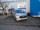 Ford Tourneo Custom L1 Titanium mit Rollstuhlrampe - : Allradantrieb, Van, mit