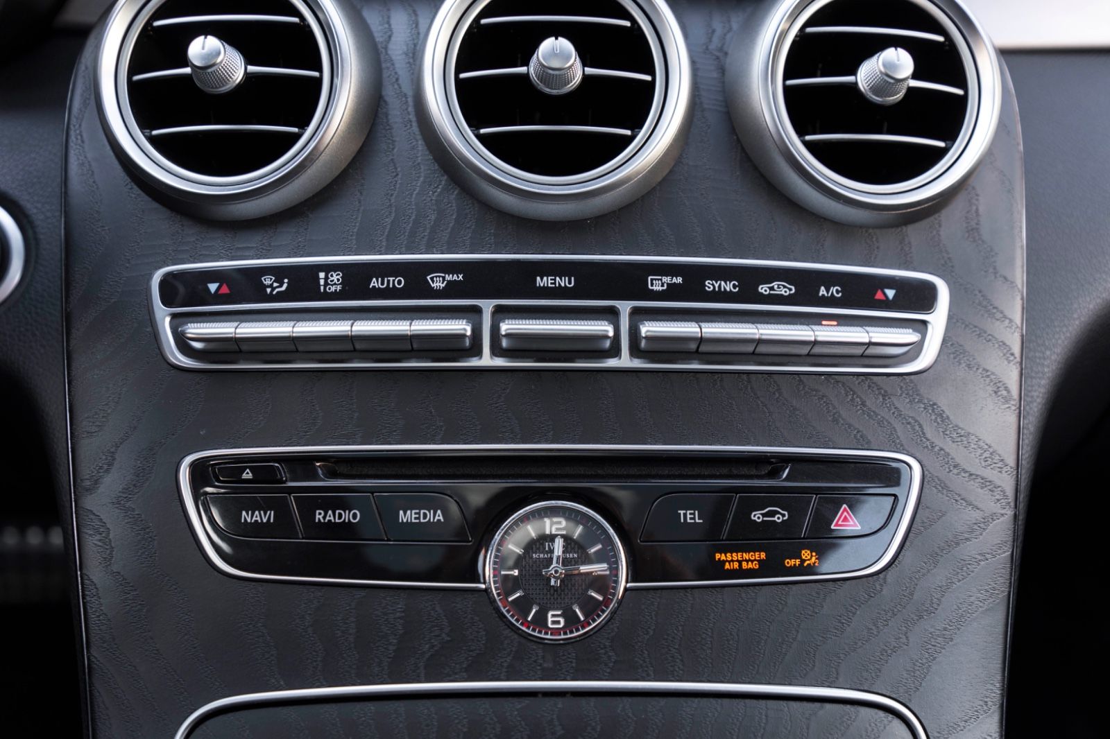 Fahrzeugabbildung Mercedes-Benz C 63 S AMG Coupe BURMESTER LED PANO 360° SHZ/K