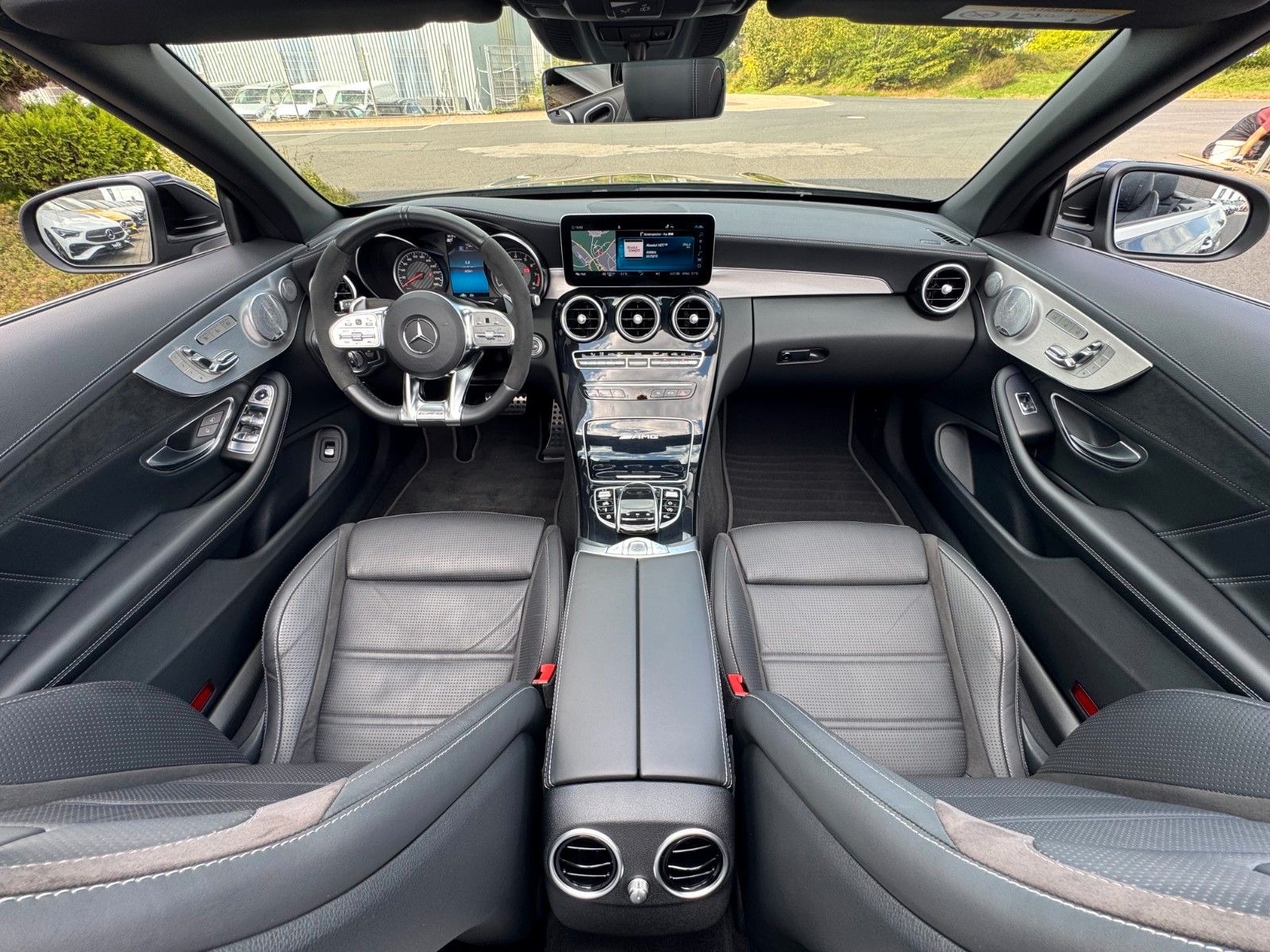 Fahrzeugabbildung Mercedes-Benz C 63 Cabrio Drivers+Burm+S-Klima+Memory+MBeam