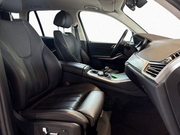 BMW X5 - 11