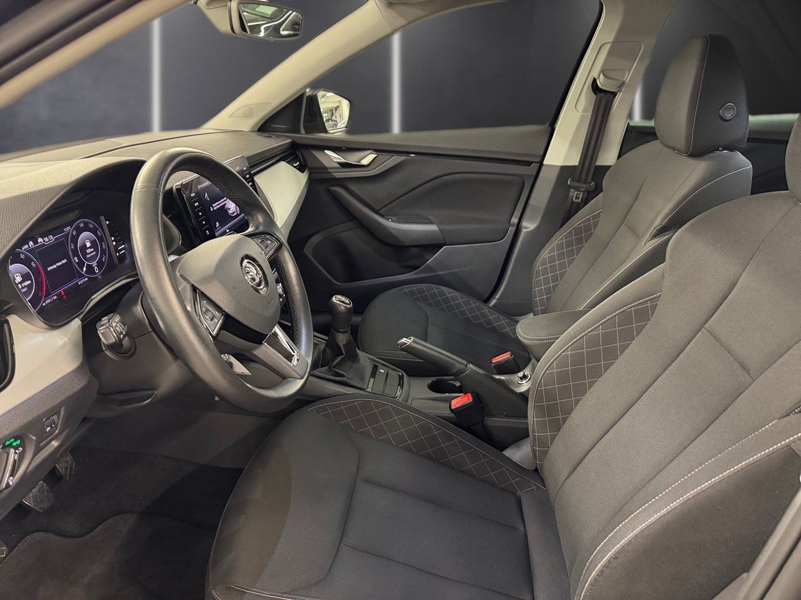 Fahrzeugabbildung SKODA Scala 1.0 TSI Drive 125*Virtual*Kamera*LED*Navi*