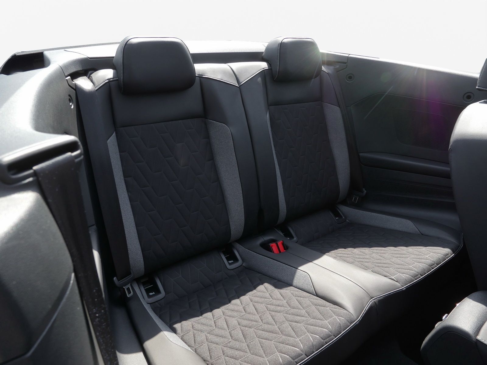 Volkswagen T-Roc - Bild 16