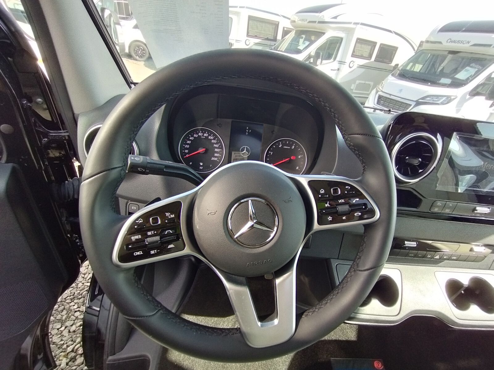 Fahrzeugabbildung Eura Mobil Contura CT 766 EB Mercedes, Markise, Automatik