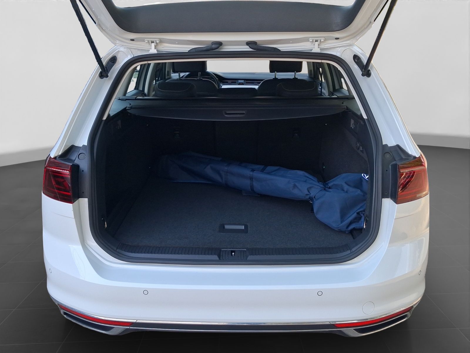 Volkswagen Passat Variant - Bild 17