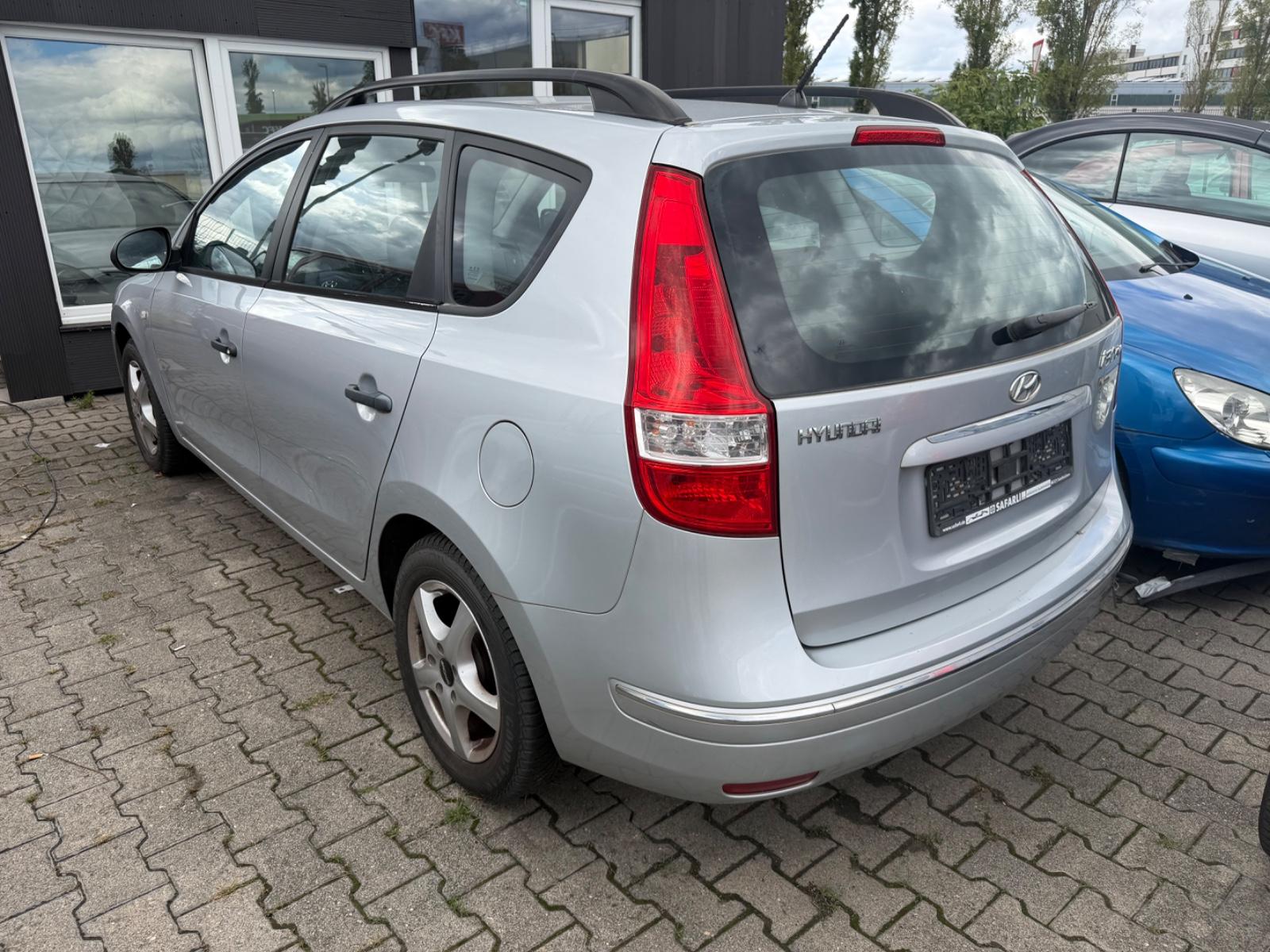 Hyundai i30 2010 — photo 5