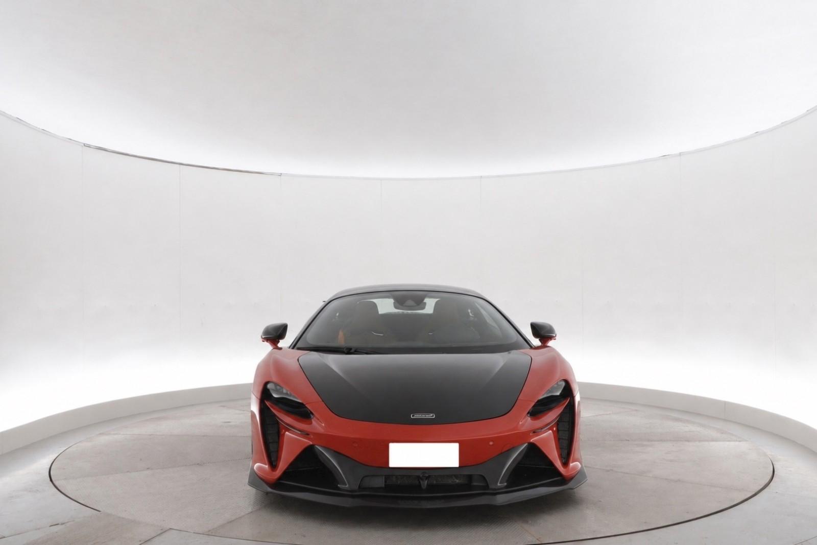 McLaren Artura Novitec Carbon 700Hp