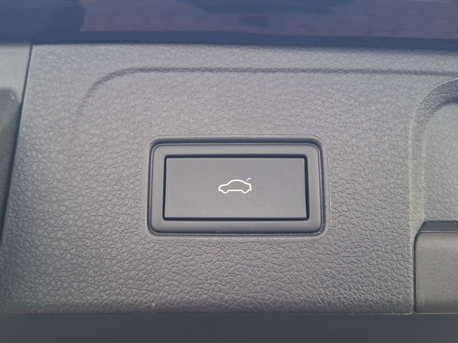 Fahrzeugabbildung Volkswagen Passat Variant TSI Business DSG Matrix Navi ACC