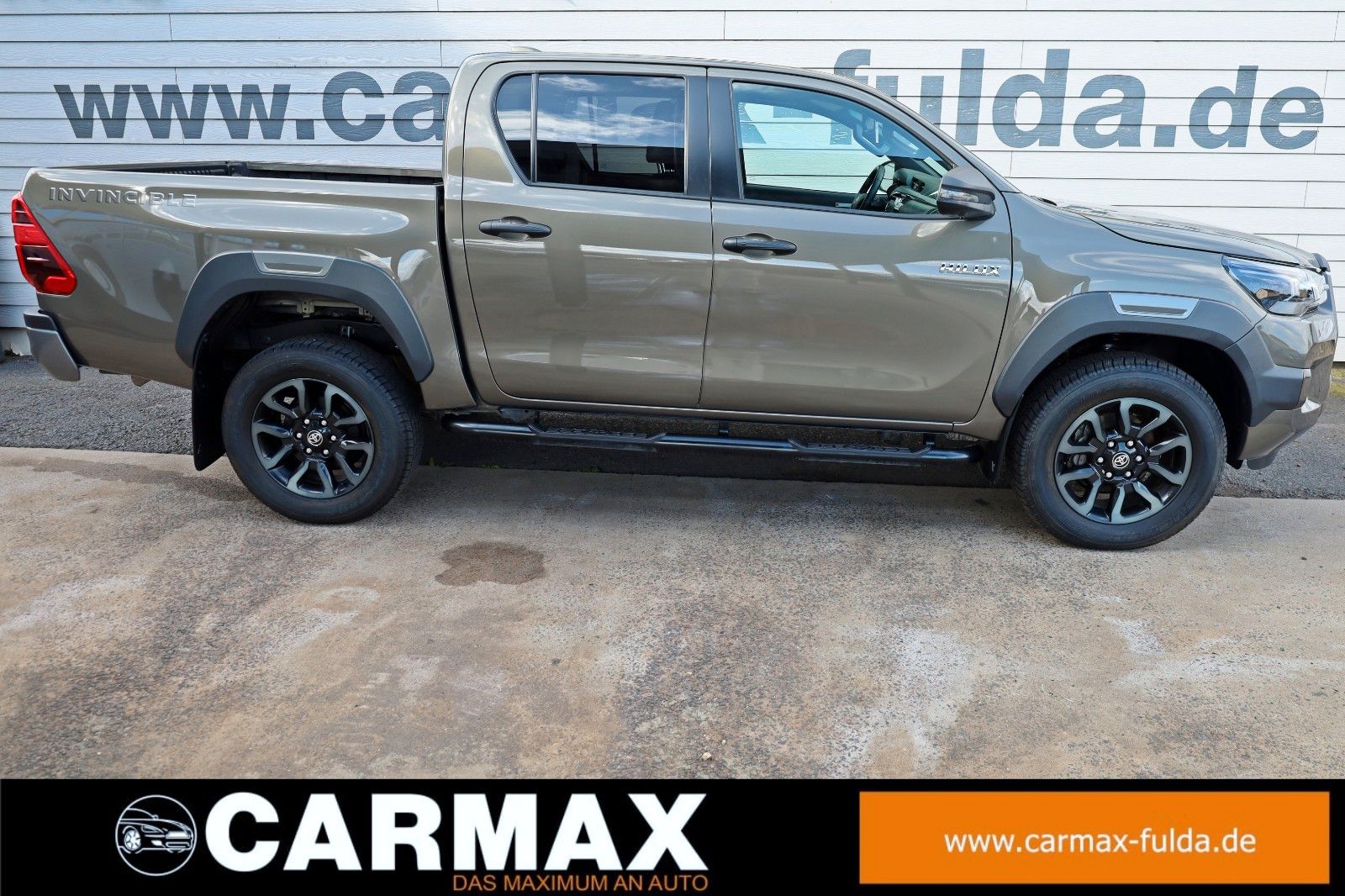 Fahrzeugabbildung Toyota Hilux 2.8 D-4D 4x4 Invincible,DOKA,Leder,ACC,AHK