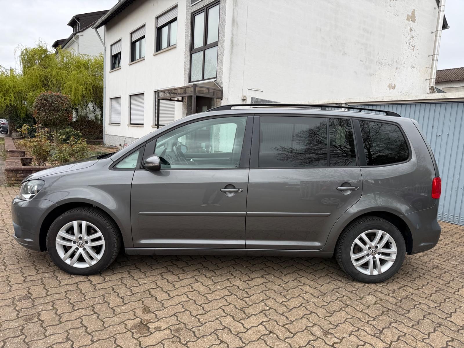 Volkswagen Touran Comfortline BMT