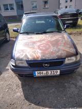 Opel Astra 1.6 - - Opel Astra aus 1997
