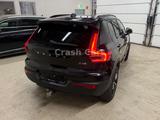 Volvo XC40 2.0 R-Design AWD*LED*Alcantara*DAB* - Volvo XC40 Unfallwagen