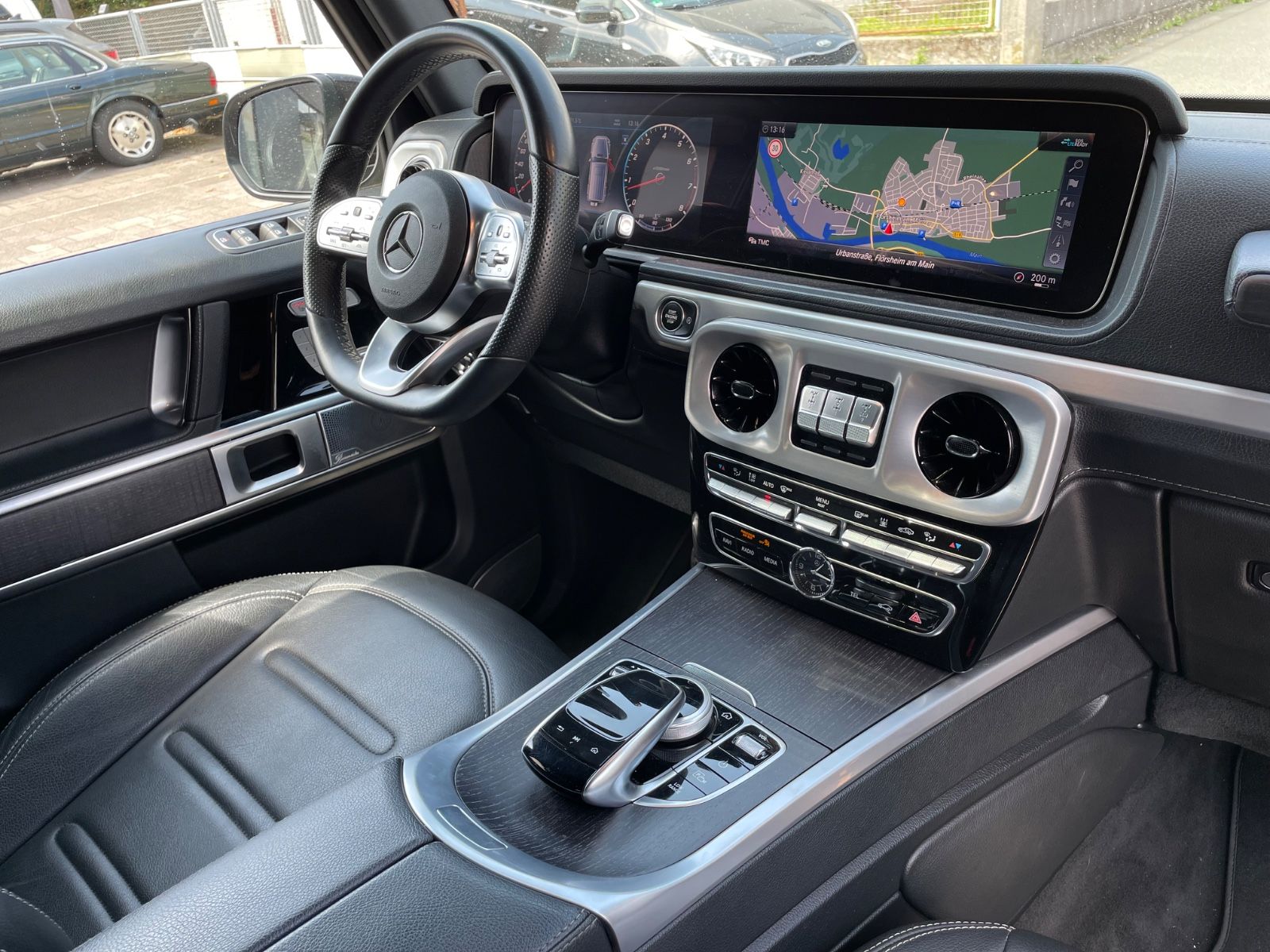 Fahrzeugabbildung Mercedes-Benz G 500 |Multibeam|Widescreen|Burmester|STHZ|22"
