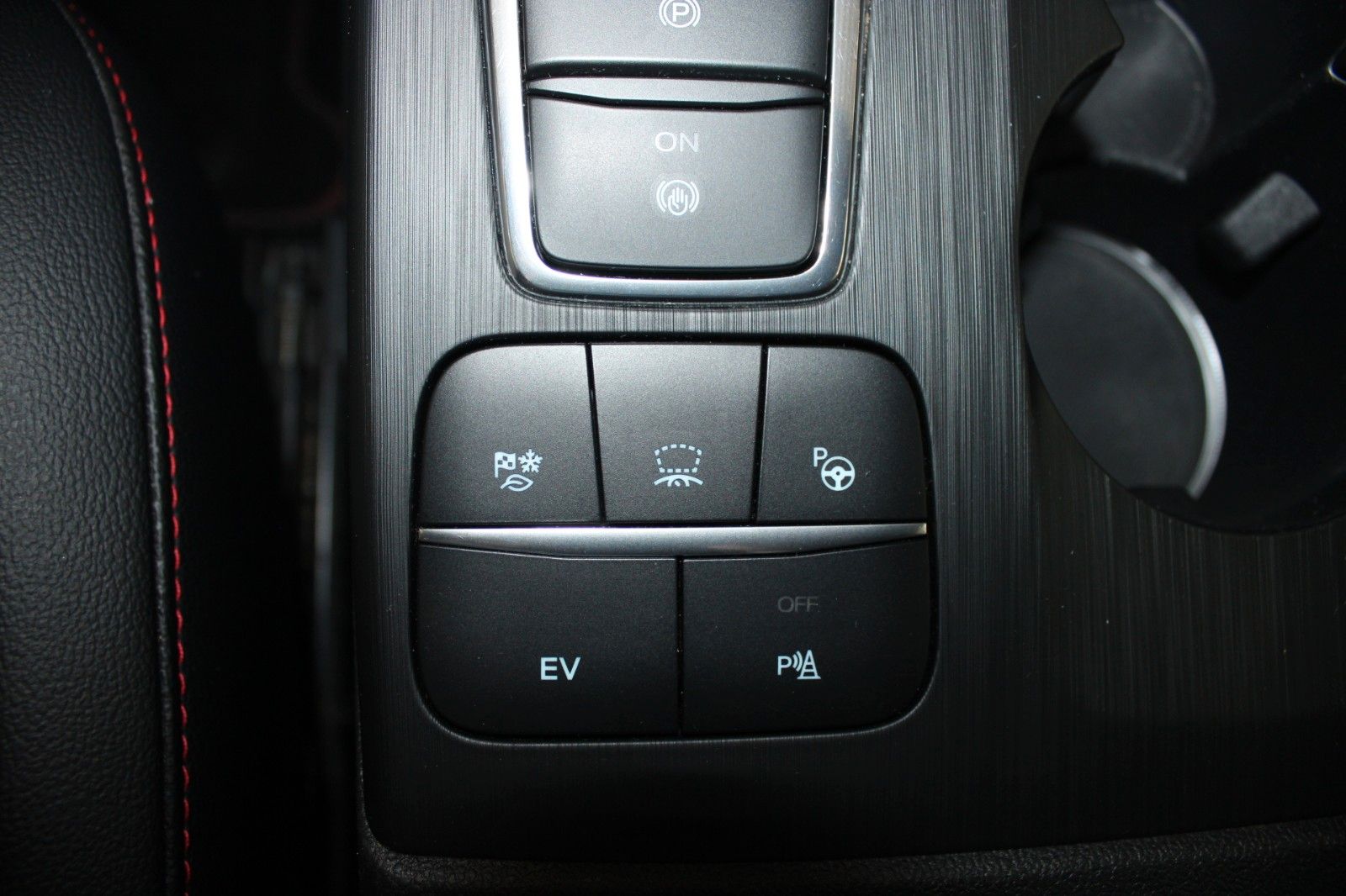 Fahrzeugabbildung Ford Kuga 2.5 PHEV ST-Line X LED B&O HUD ACC WinterP