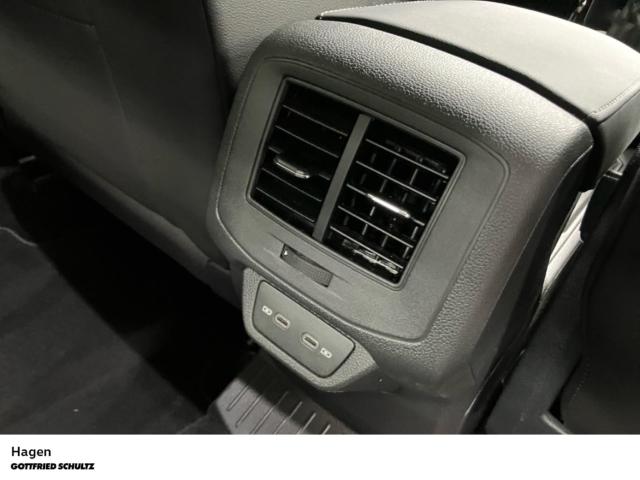 Volkswagen T-Roc 1.0 TSI LED CarPlay AHK PAN ACC SHZ R-Line