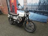 Triumph Street Scrambler 1 Hand Heizgriffe Gepäckbrücke - TRIUMPH STREET SCRAMBLER