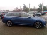 Skoda Octavia Combi Style EL.Heckkl/EL.SITZE/KAM/NAVI - Skoda Octavia: Blau
