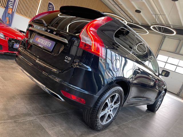 Volvo XC 60  Summum AWD *VOLLLEDER*NAVI*BI-XENON*PDC*