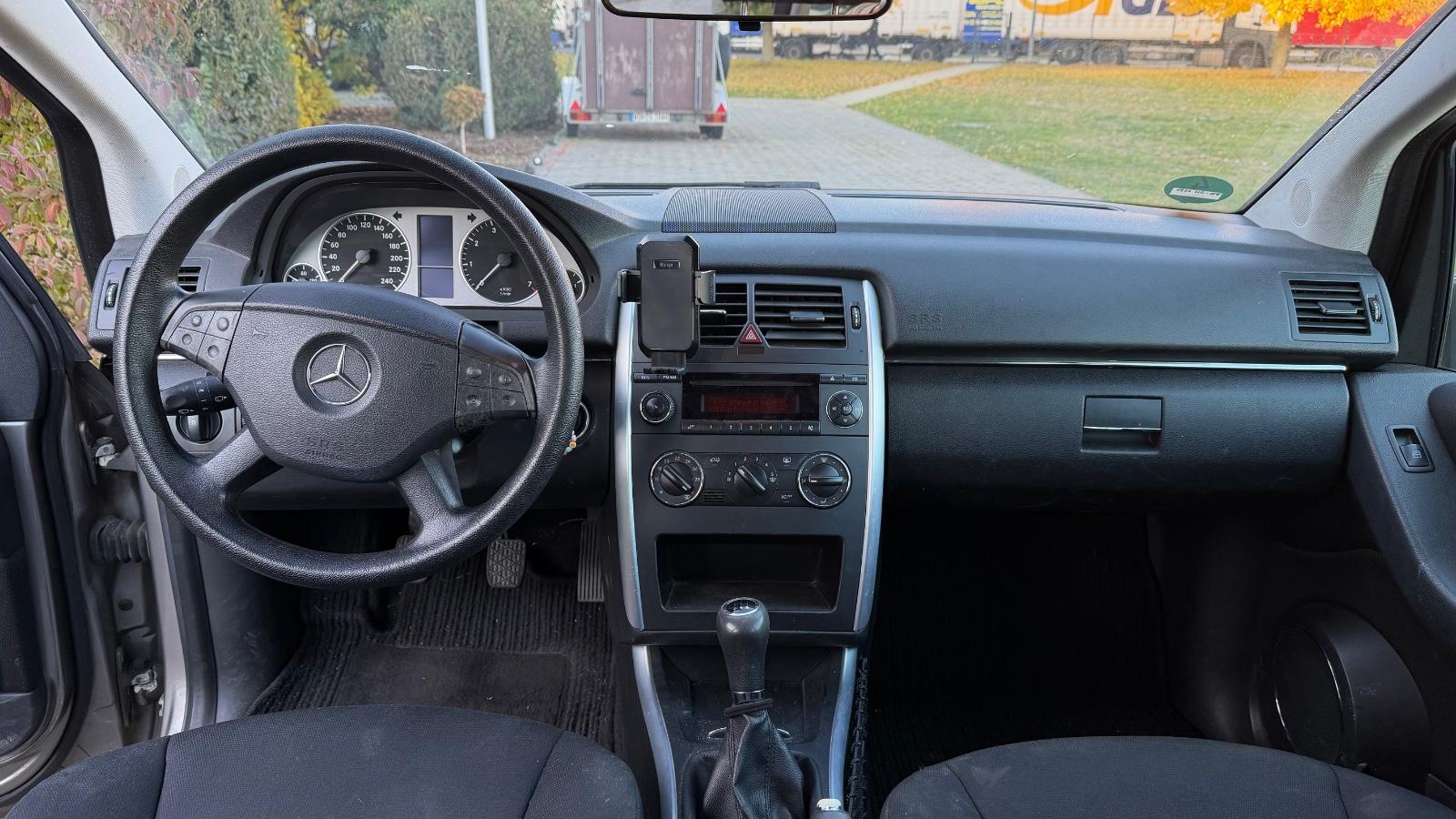 Mercedes-Benz B170 2005 — photo 7