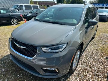 Chrysler Pacifica 3,6 TouringL 2022 Unfallfrei in Hamburg