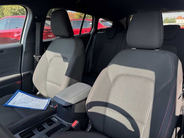 Ford Focus Turnier 1.0 EcoBoost ST-LINE X
