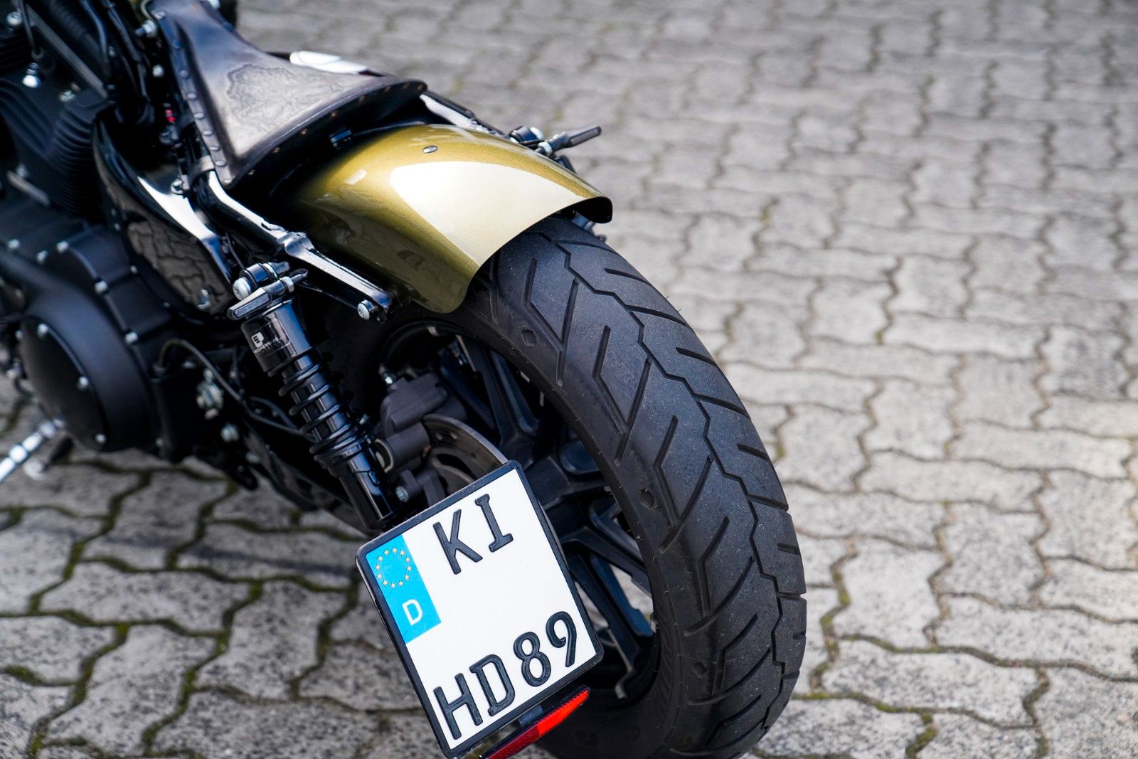 Fahrzeugabbildung Harley-Davidson SPORTSTER XL883N IRON - Jekill - Kurzes Heck -