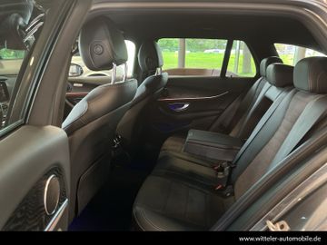 Mercedes E 200 - 7