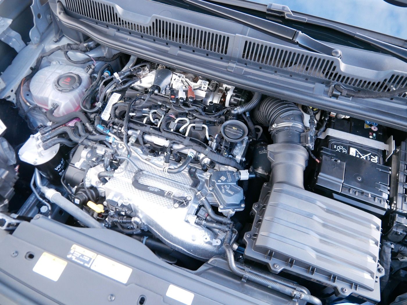 Fahrzeugabbildung Volkswagen Caddy 2.0 TDI Maxi 7-Sitzer Kamera SHZ Klimaauto